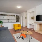 #170 Casa Do Pateo I Com Alpendre By Holidays 別荘 アルブフェイラ