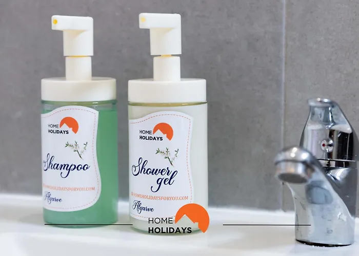 #170 Casa Do Pateo I Com Alpendre By Holidays Semesterbostad Albufeira