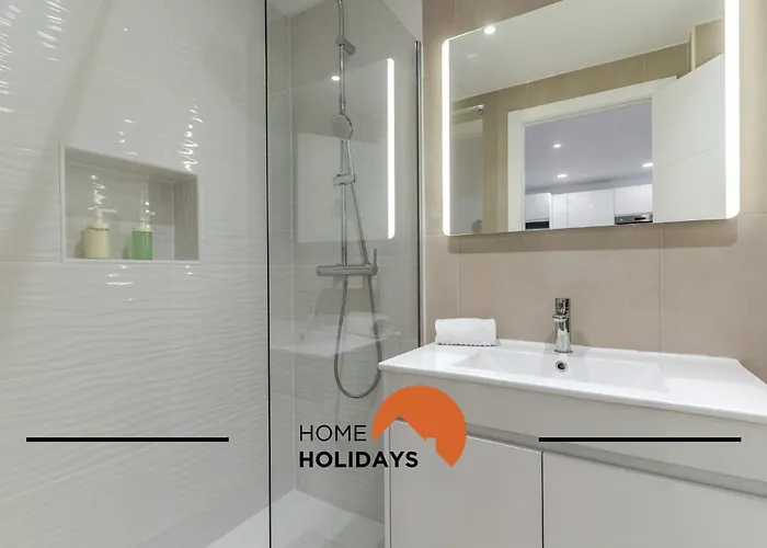 #170 Casa Do Pateo I Com Alpendre By Holidays Semesterbostad *