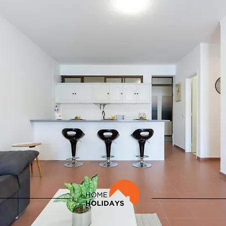 #170 Casa Do Pateo I Com Alpendre By Holidays Prázdninový dům *